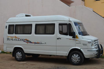 14 Seater Tempo Traveller Rental